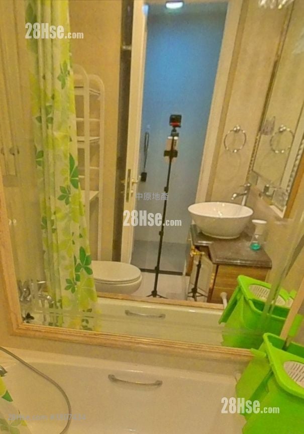 Hemera Sell 3 Bedrooms , 2 Bathrooms 819 ft²