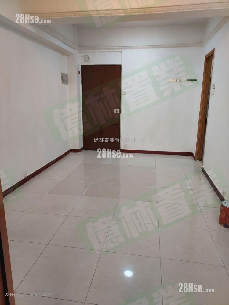 钻石楼 售盘 2 房 , 1 浴室 359 平方尺