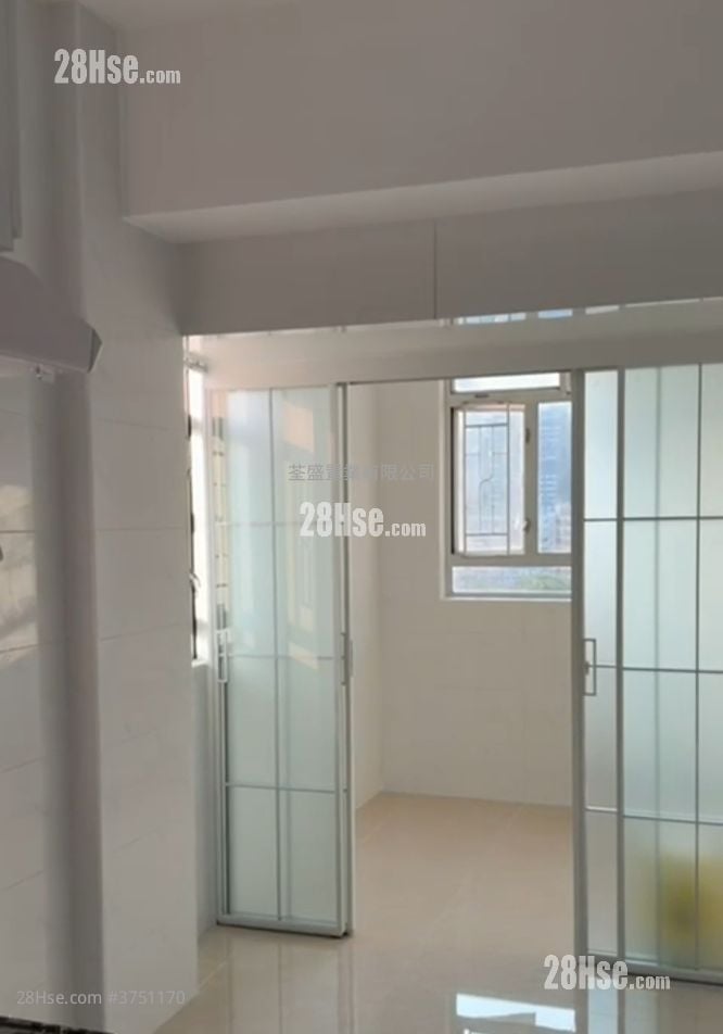 厅: 卓明大厦 租盘 开放式间隔 , 1 浴室 180 平方尺