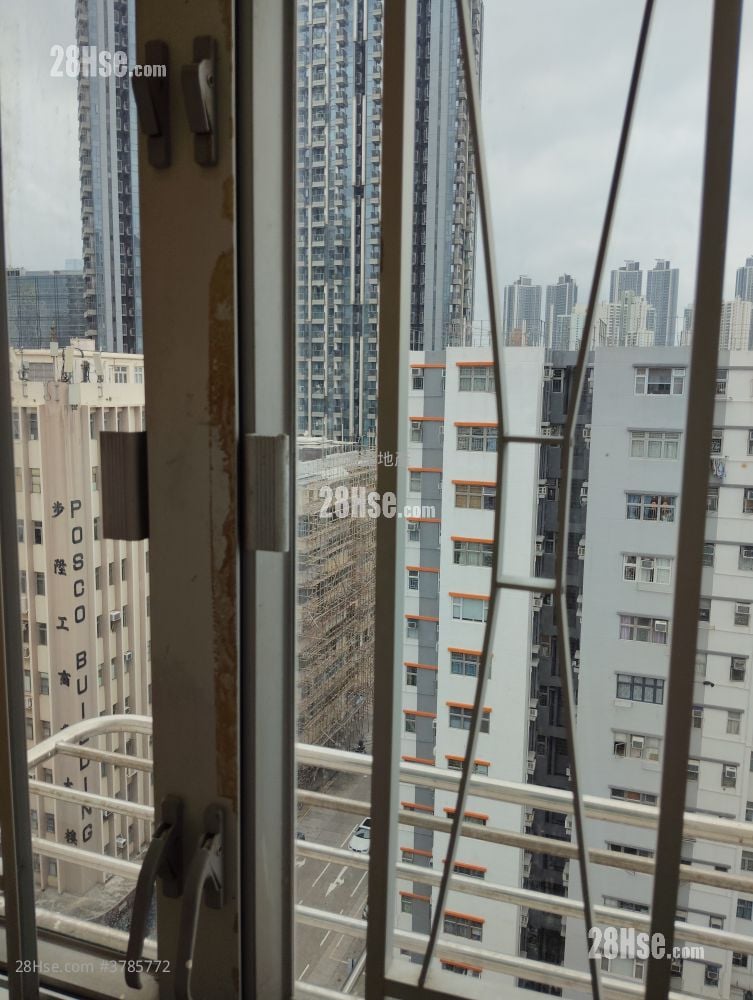 Hung Yu Mansion Rental 1 Bathroom 130 ft²