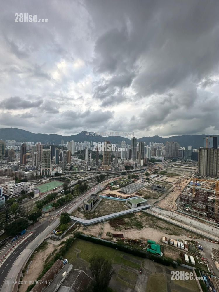 Sky Tower Rental 2 Bedrooms , 1 Bathroom 521 ft²