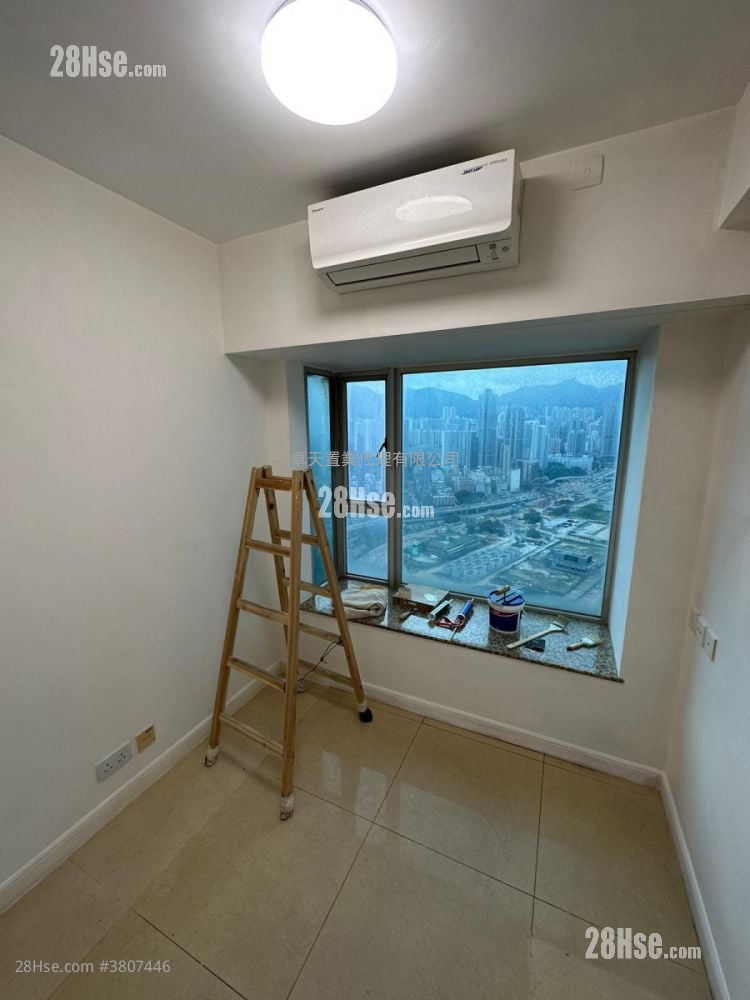 Sky Tower Rental 2 Bedrooms , 1 Bathroom 521 ft²