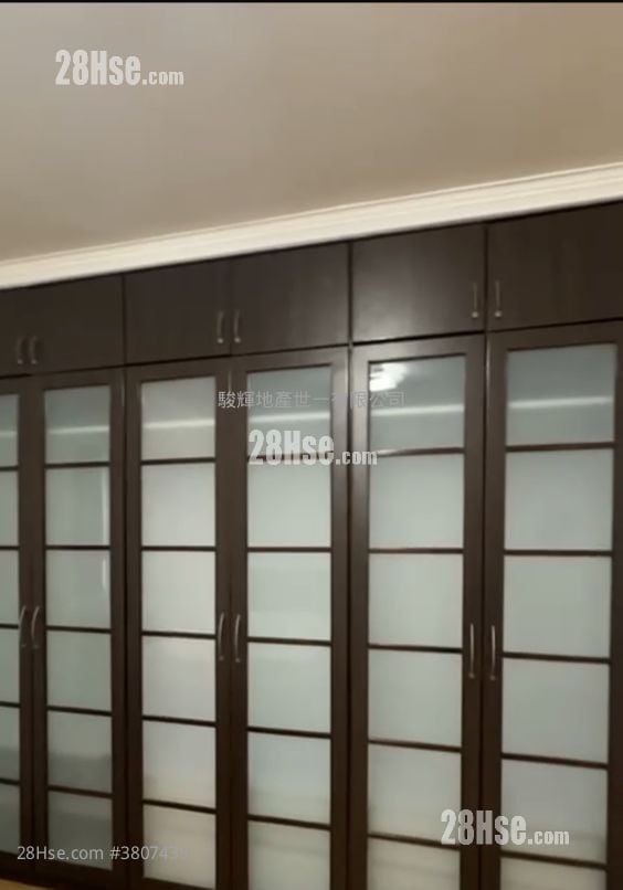 環海大廈 租盤 2 房 , 1 浴室 747 平方呎