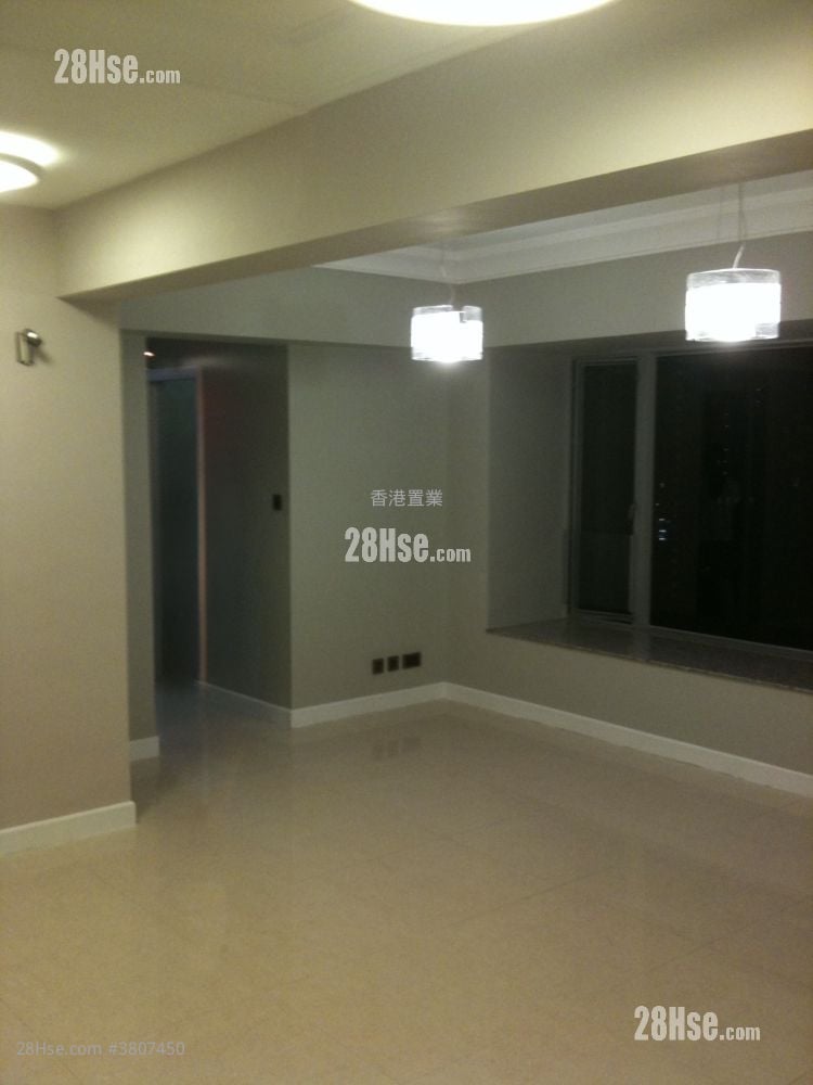 宇晴轩 售盘 4 房 , 2 浴室 919 平方尺