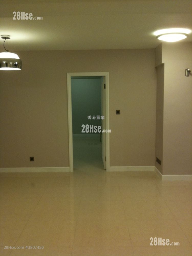 宇晴轩 售盘 4 房 , 2 浴室 919 平方尺