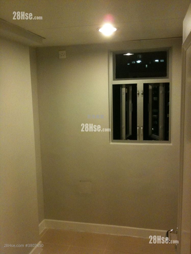 宇晴轩 售盘 4 房 , 2 浴室 919 平方尺