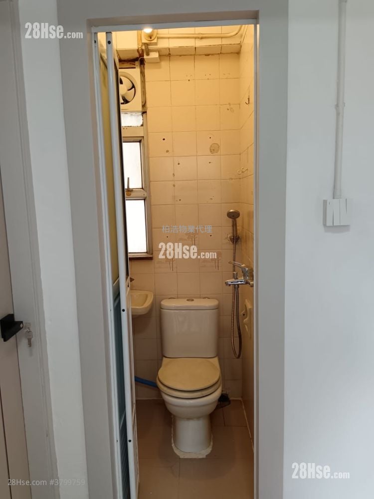 永宁大厦(顺宁道) 租盘 2 房 , 1 浴室 222 平方尺