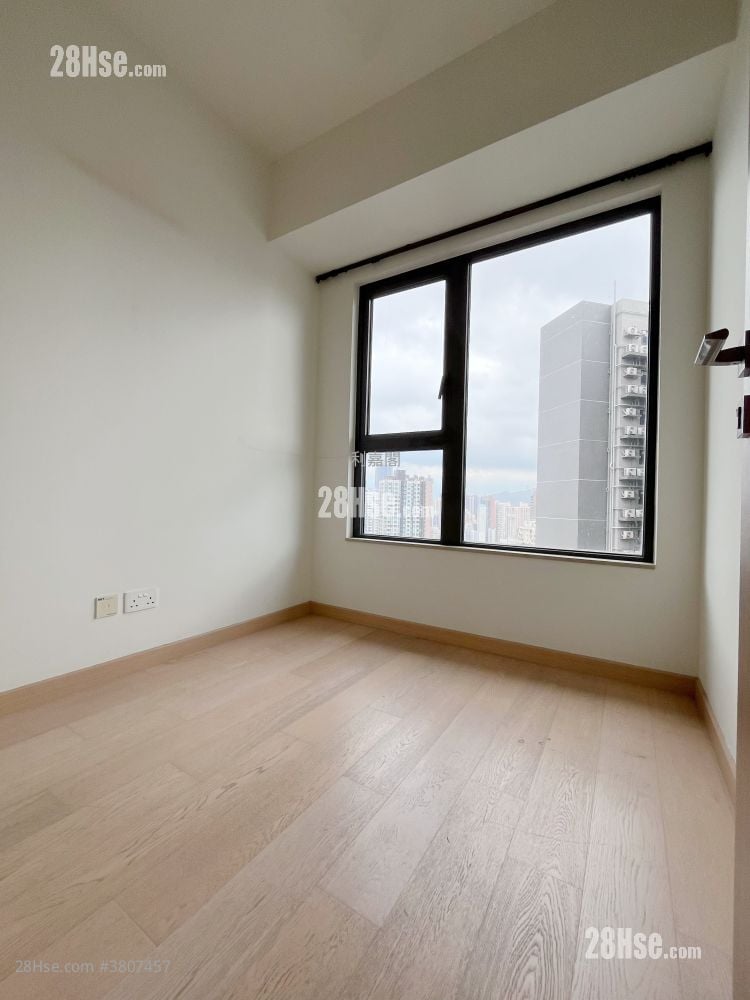 Sol City Sell 2 Bedrooms , 1 Bathroom 496 ft²