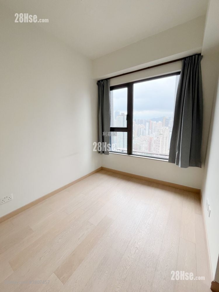 Sol City Sell 2 Bedrooms , 1 Bathroom 496 ft²