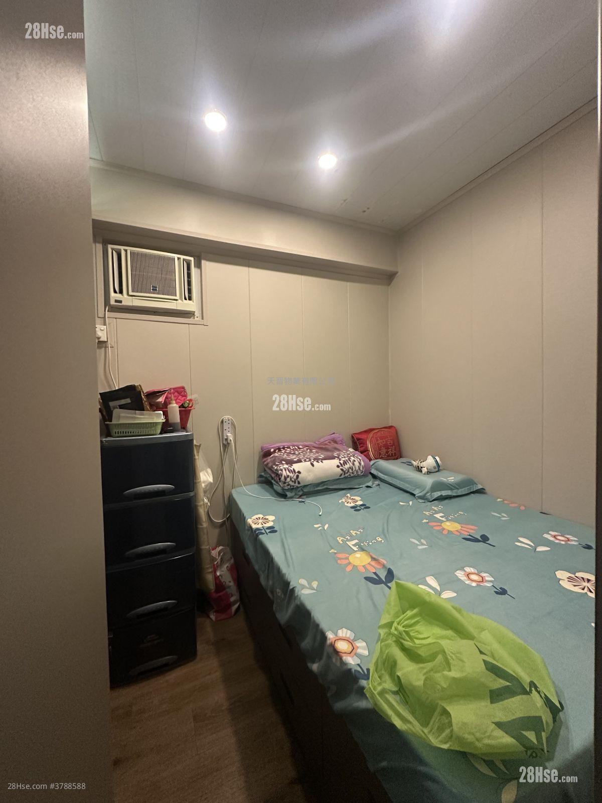 荣林大厦 售盘 2 房 , 1 浴室 270 平方尺