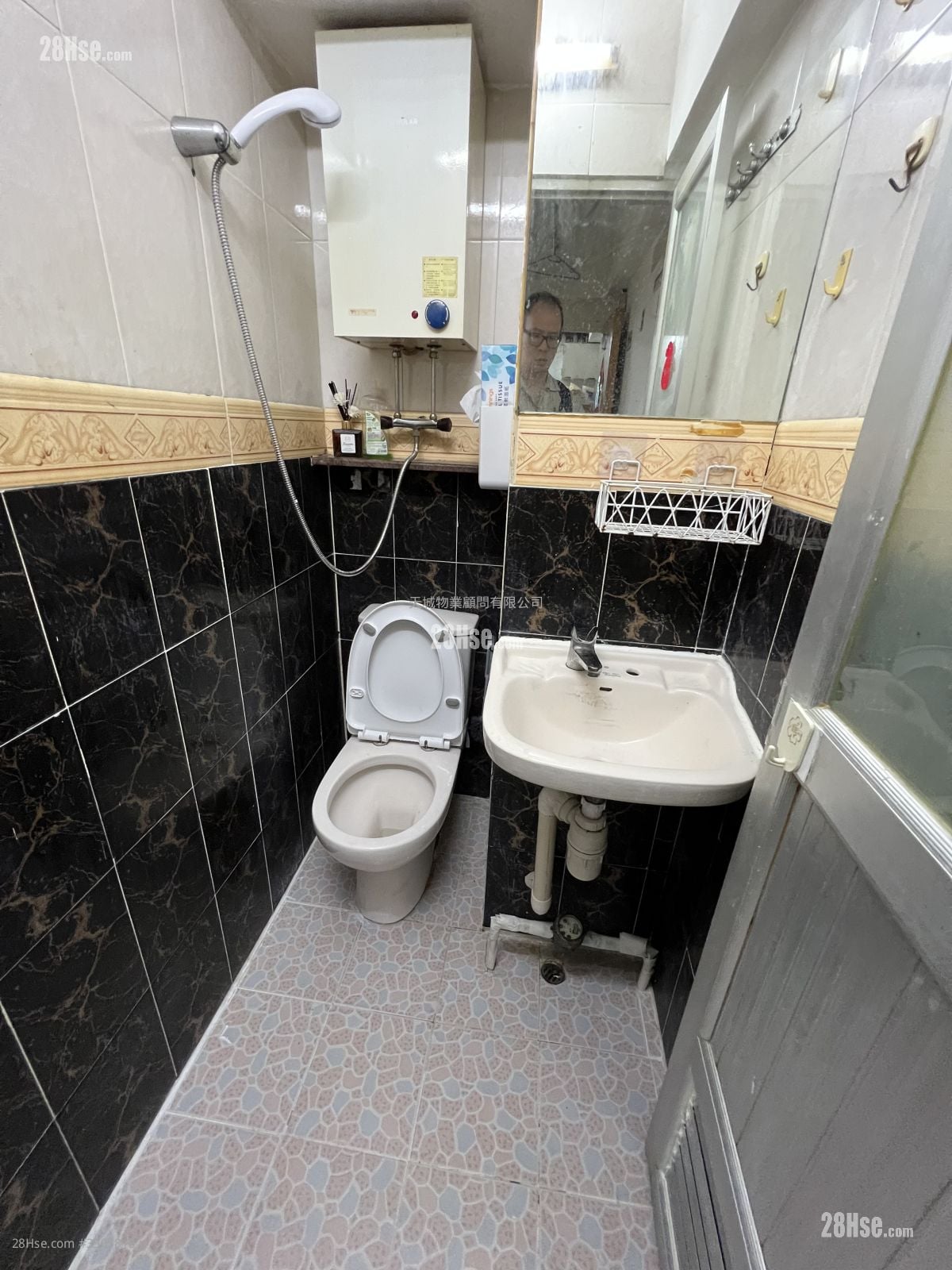 Kiu Fung Mansion Rental Studio , 1 Bathroom 200 ft²