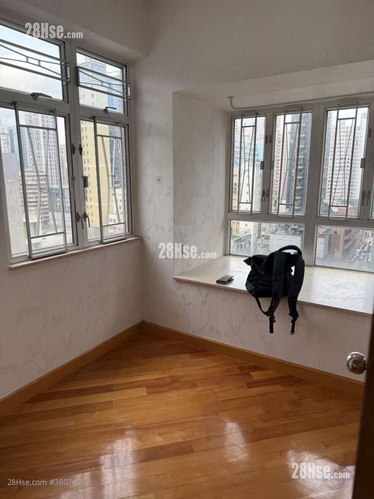 Foo Tat Building Rental 2 Bedrooms , 1 Bathroom 306 ft²