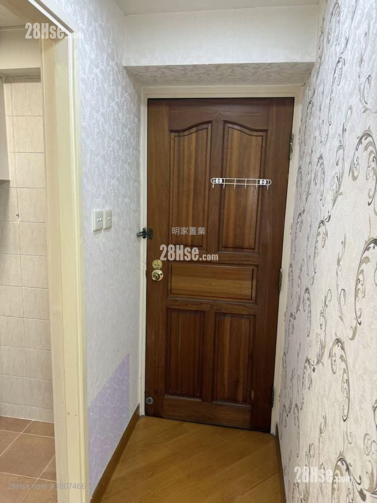 Foo Tat Building Rental 2 Bedrooms , 1 Bathroom 306 ft²