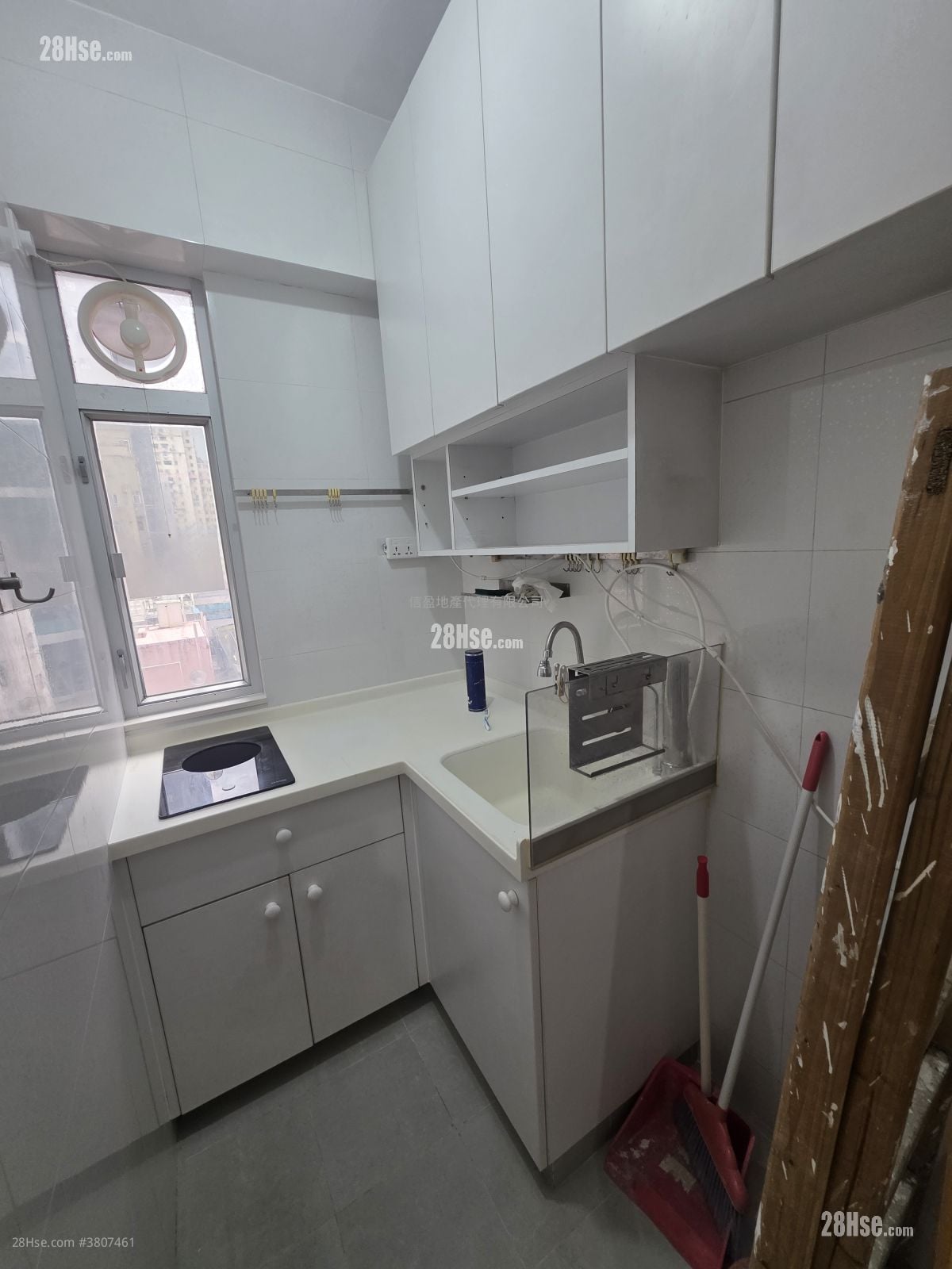 Tung Po Building Rental 2 Bedrooms , 1 Bathroom 341 ft²
