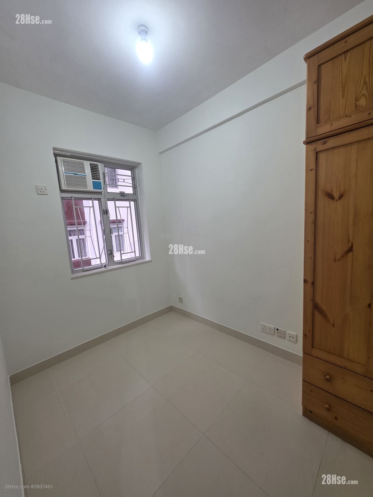 Tung Po Building Rental 2 Bedrooms , 1 Bathroom 341 ft²