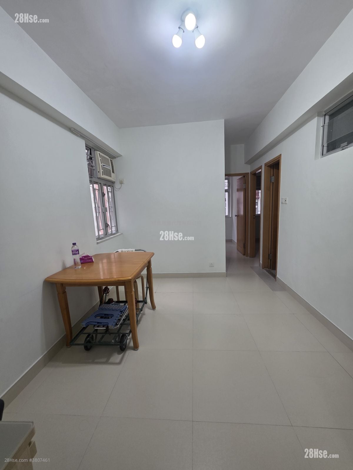 Tung Po Building Rental 2 Bedrooms , 1 Bathroom 341 ft²