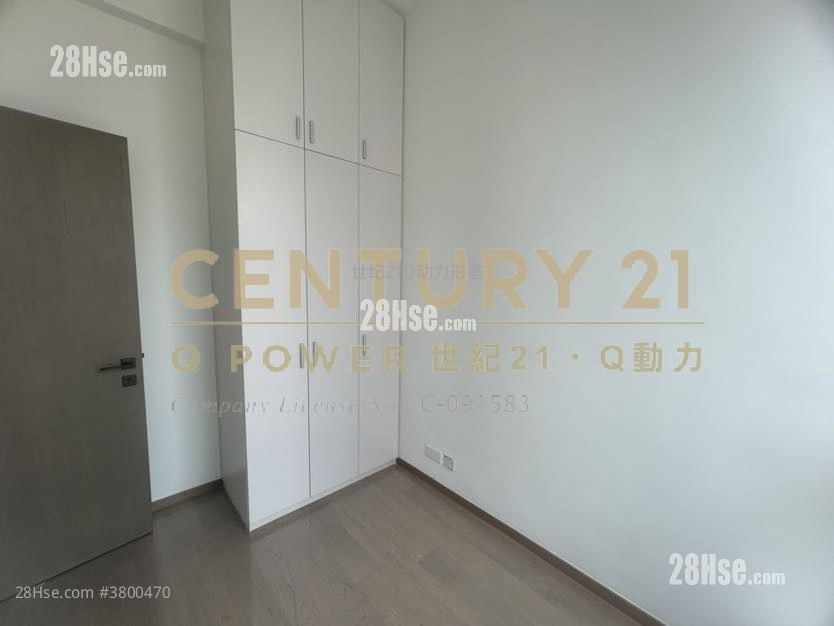 One Eighty 租盘 2 房 , 1 浴室 331 平方尺