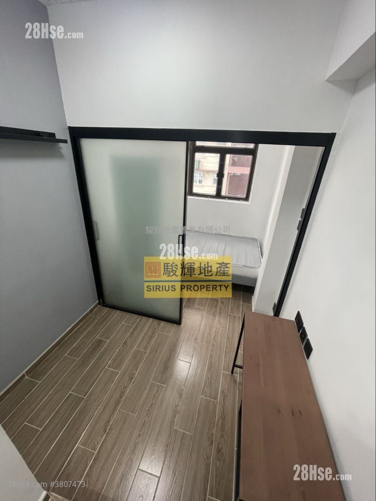 源發大廈 租盤 180 平方呎