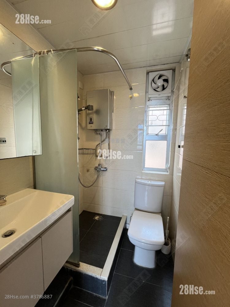 Amoy Gardens Rental 2 Bedrooms , 1 Bathroom 356 ft²