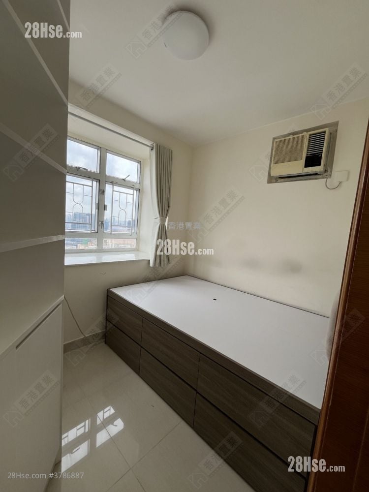 Amoy Gardens Rental 2 Bedrooms , 1 Bathroom 356 ft²