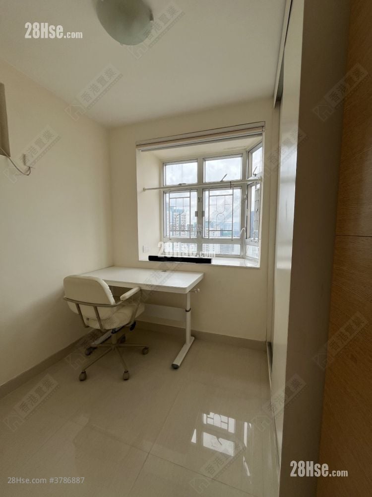 Amoy Gardens Rental 2 Bedrooms , 1 Bathroom 356 ft²
