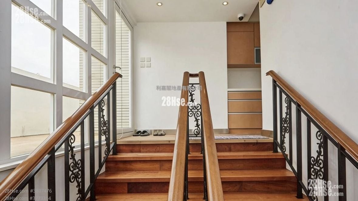 渭州道5号 售盘 5+ 房 5,767 平方尺