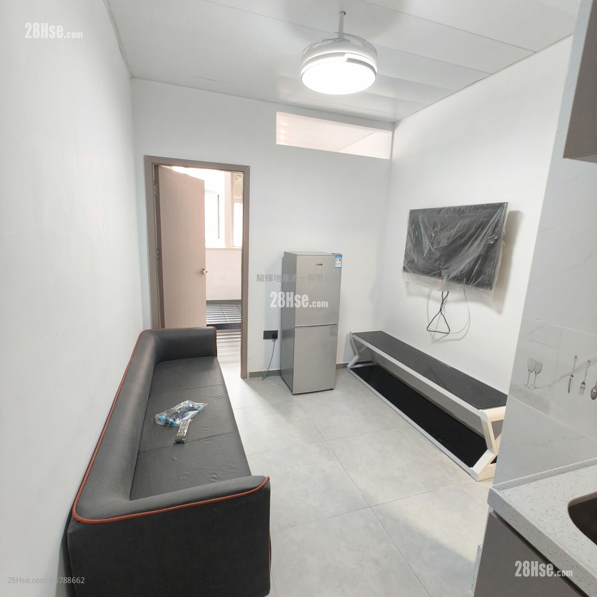 Kam Shan Lau Rental Studio , 1 Bathroom 180 ft²