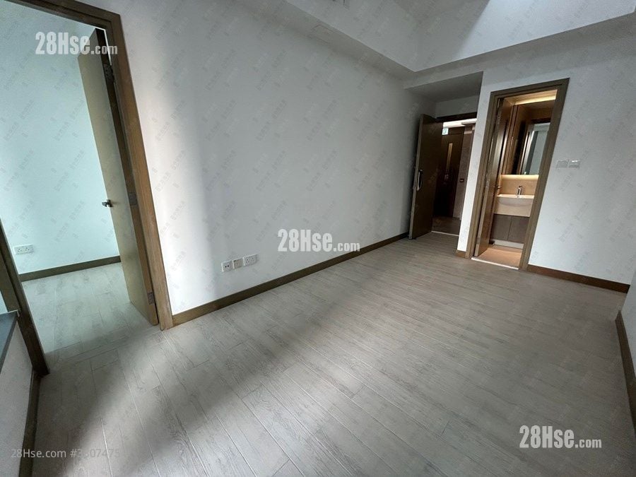 L Living 23 Rental 2 Bedrooms , 1 Bathroom 466 ft²