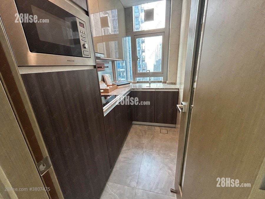 L Living 23 Rental 2 Bedrooms , 1 Bathroom 466 ft²