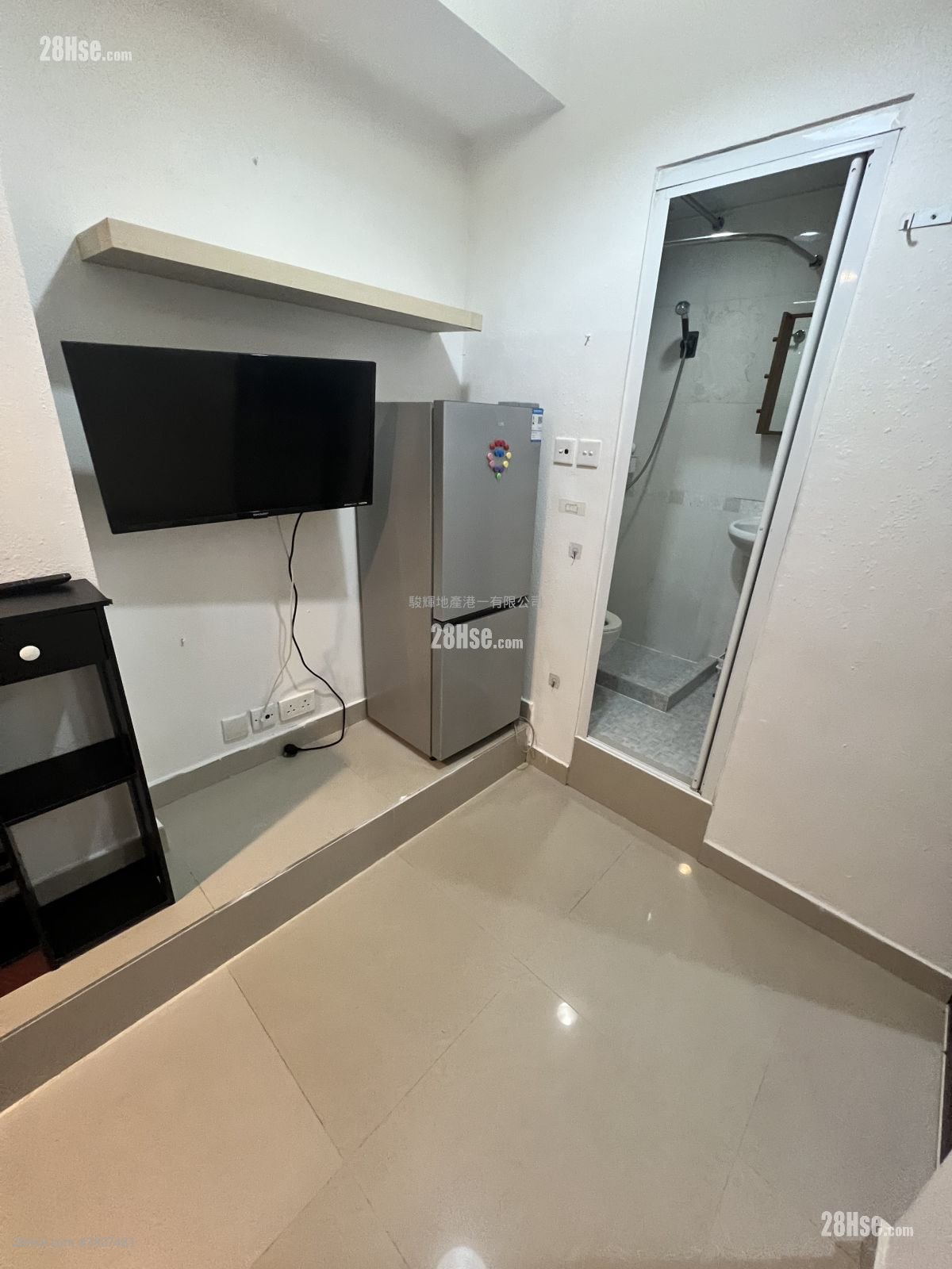 海景大厦 租盘 190 平方尺