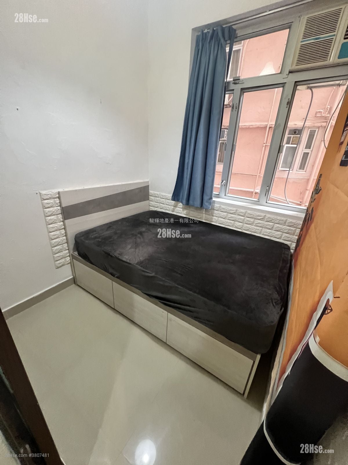 海景大厦 租盘 190 平方尺