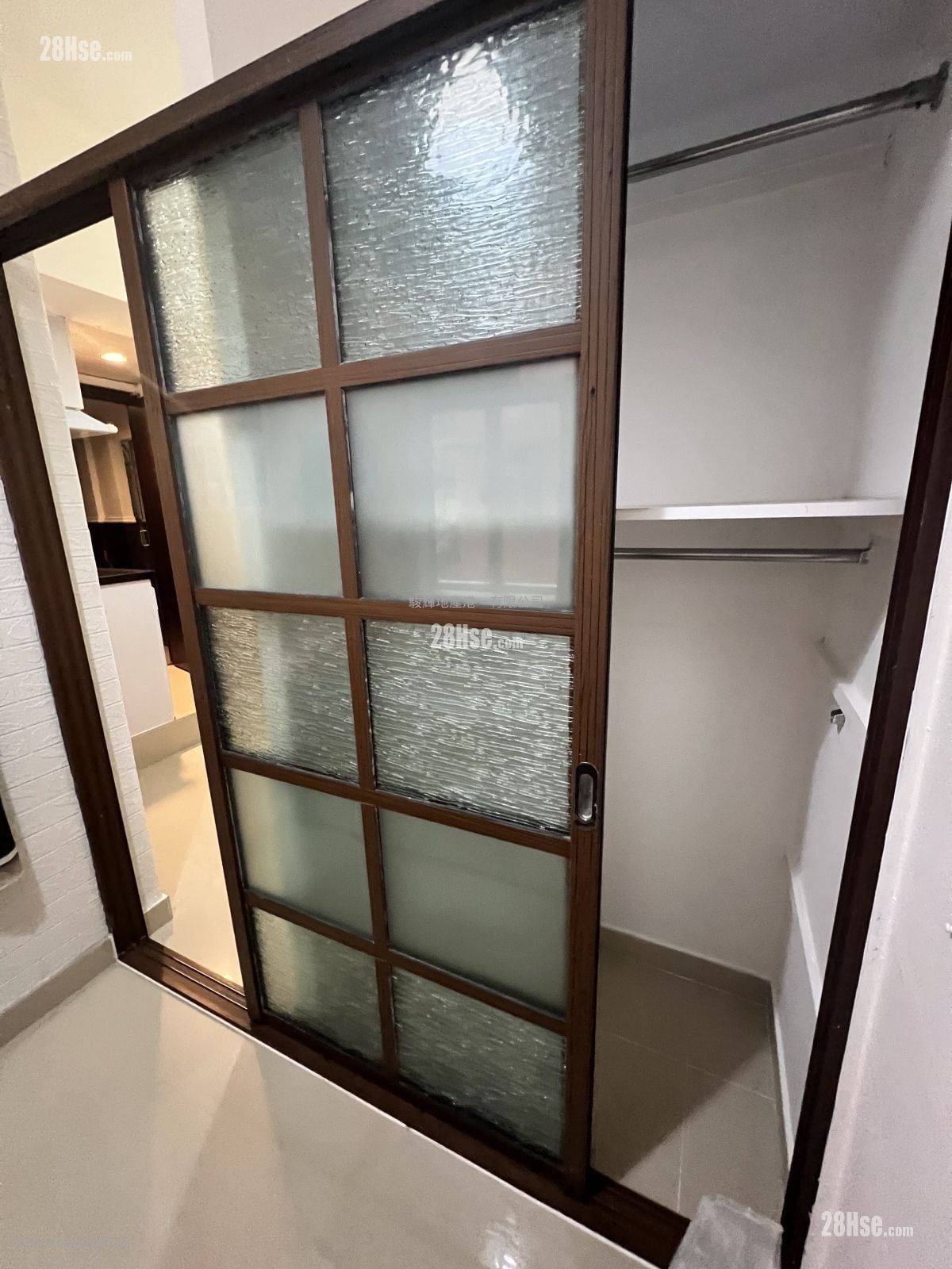 海景大厦 租盘 190 平方尺