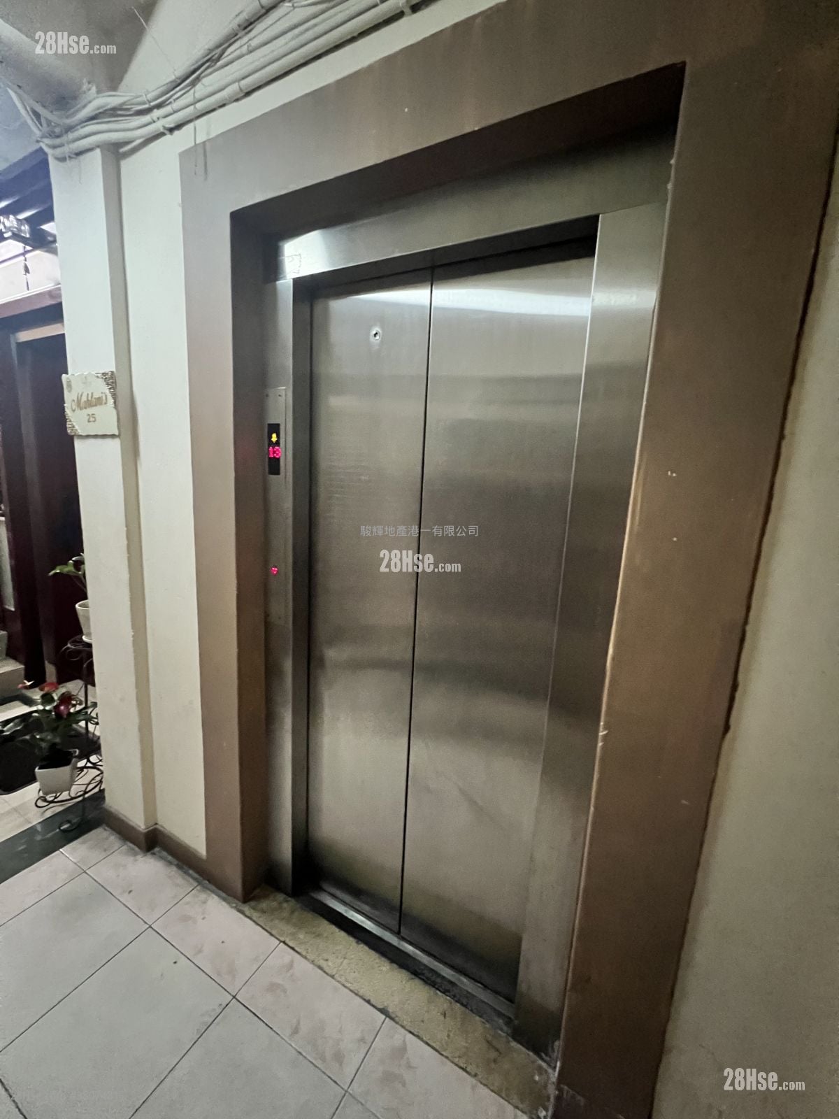 海景大厦 租盘 190 平方尺