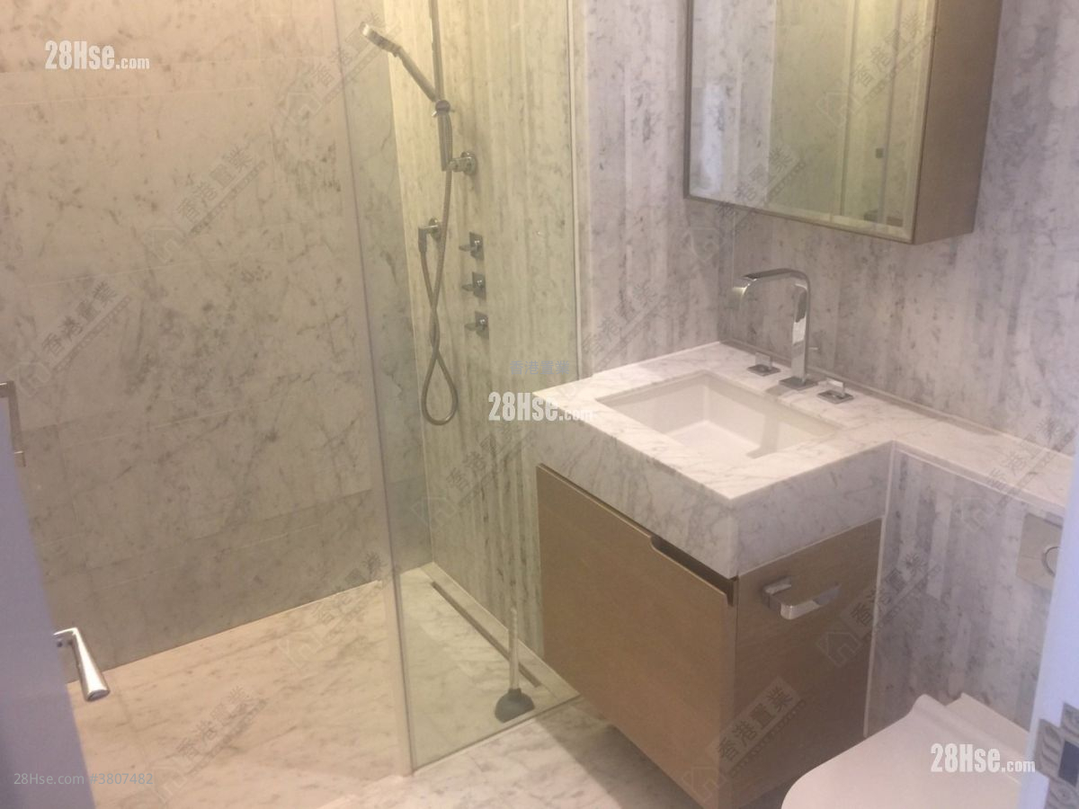 Homantin Hillside Sell 1 Bedroom 369 ft²