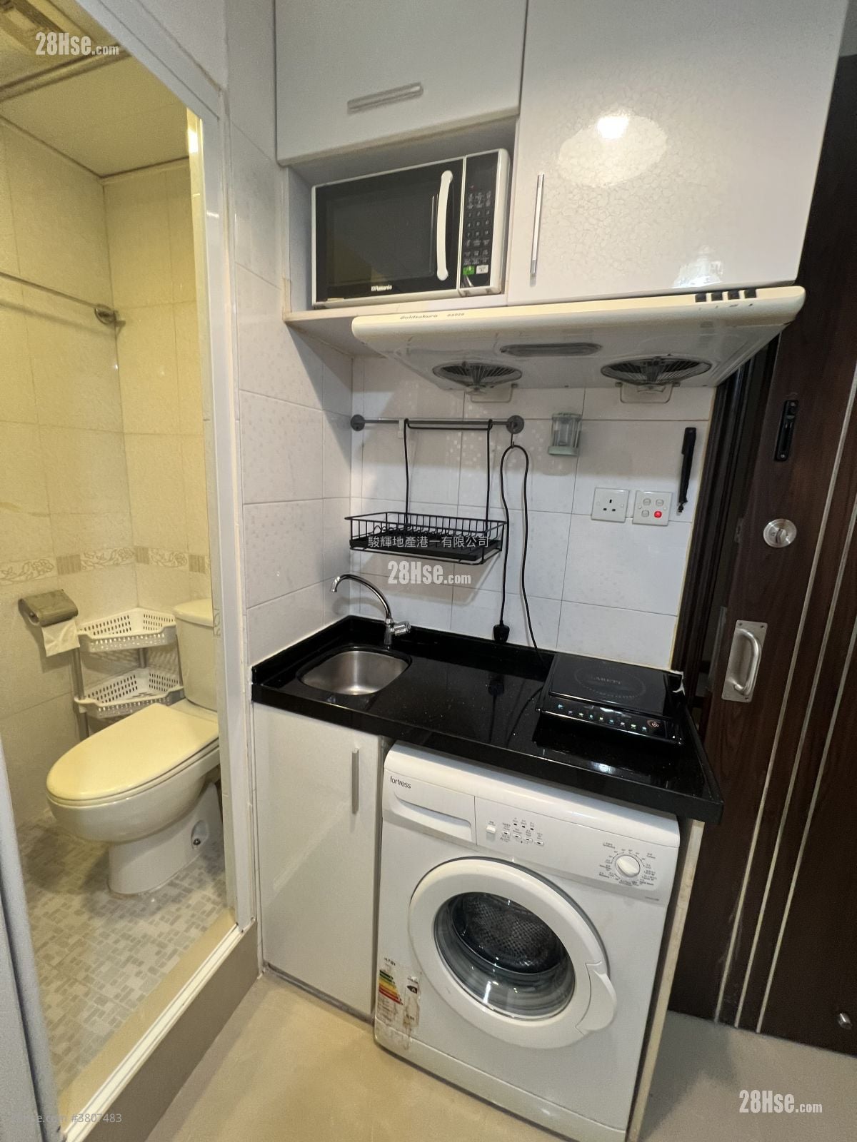 Ocean View Court Rental 190 ft²