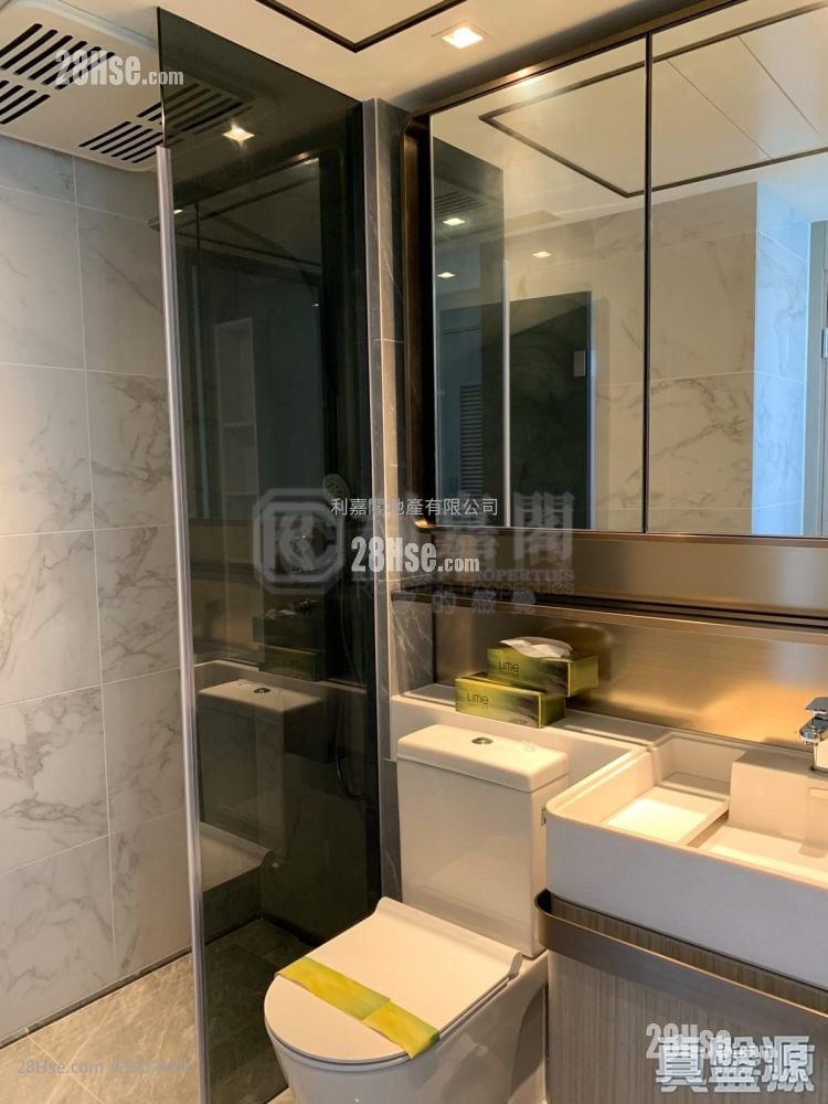 Lime Gala Rental 1 Bedroom , 1 Bathroom 359 ft²