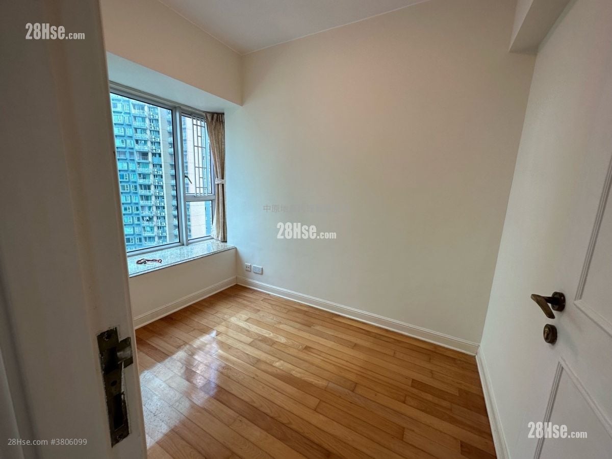 Banyan Garden Sell 2 Bedrooms 464 ft²