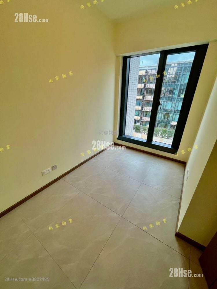 #LYOS 租盘 2 房 , 1 浴室 460 平方尺