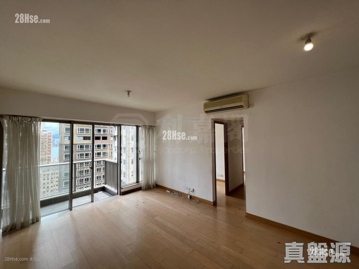 Island Crest Sell 3 Bedrooms 879 ft²