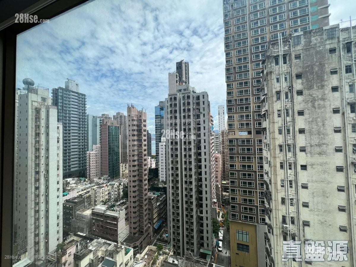 Island Crest Sell 3 Bedrooms 879 ft²