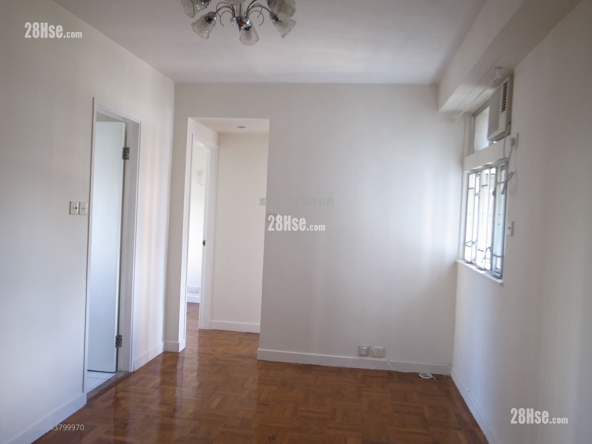 Lily Court Sell 2 Bedrooms , 1 Bathroom 357 ft²