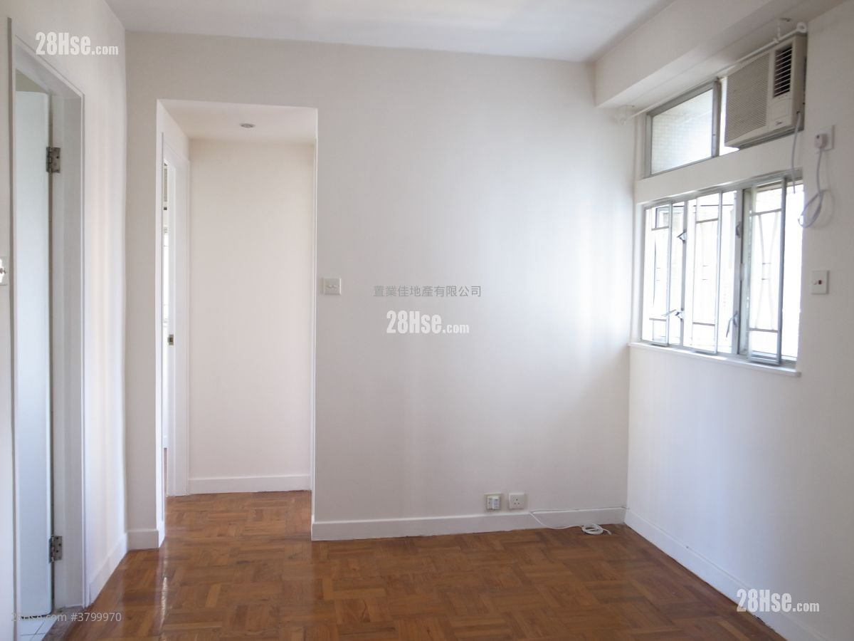 Lily Court Sell 2 Bedrooms , 1 Bathroom 357 ft²