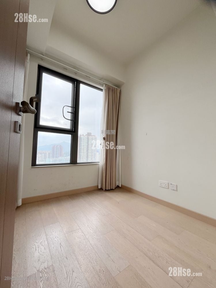 Sol City Sell 3 Bedrooms , 2 Bathrooms 736 ft²