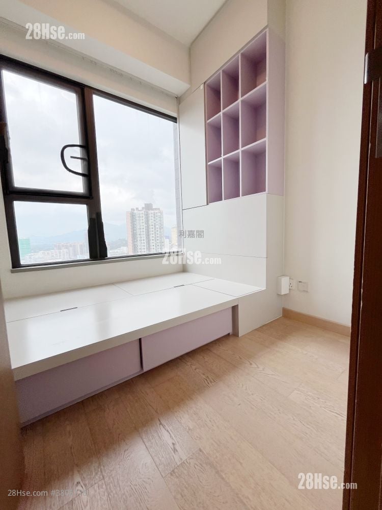 Sol City Sell 3 Bedrooms , 2 Bathrooms 736 ft²