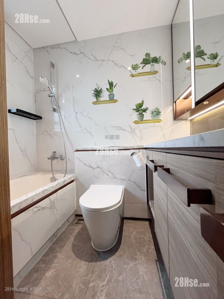 Sol City Sell 3 Bedrooms , 2 Bathrooms 736 ft²