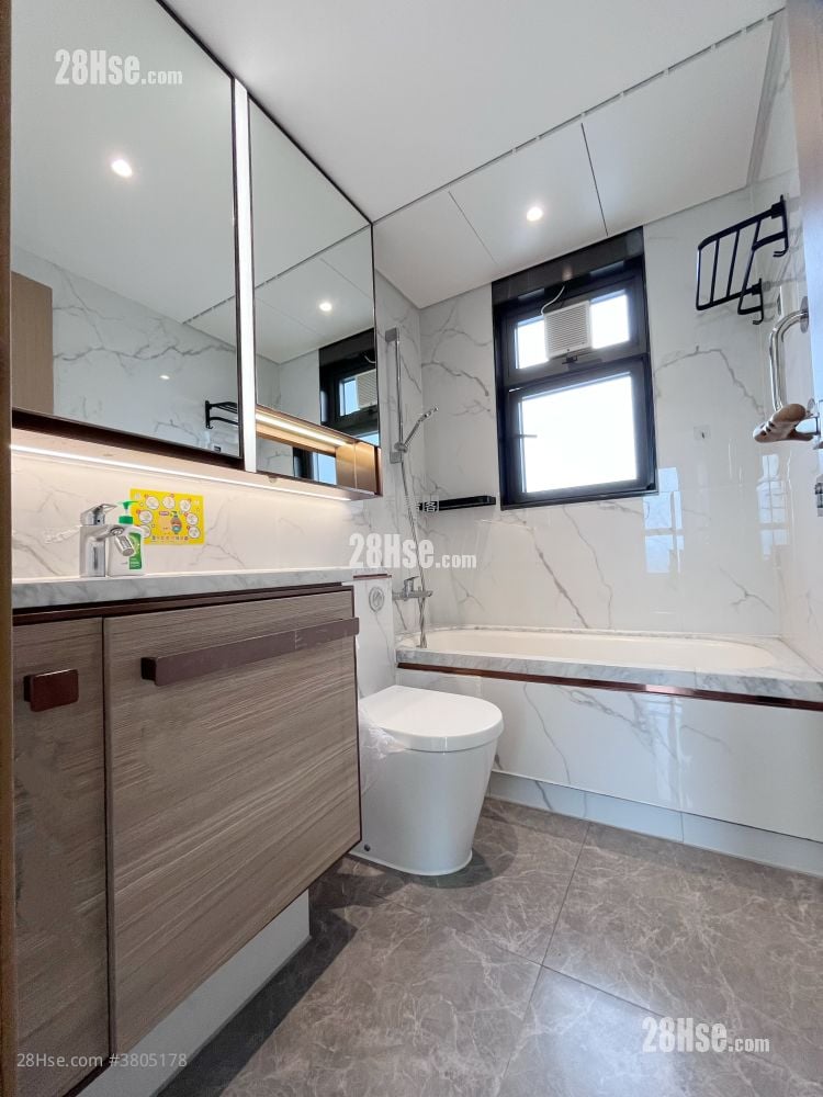 Sol City Sell 3 Bedrooms , 2 Bathrooms 736 ft²