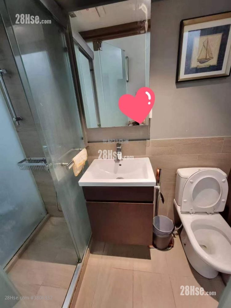 Sze Bo Building Sell 3 Bedrooms , 3 Bathrooms 573 ft²