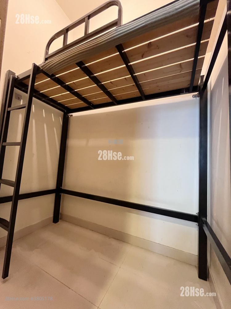 Sol City Sell 3 Bedrooms , 2 Bathrooms 736 ft²