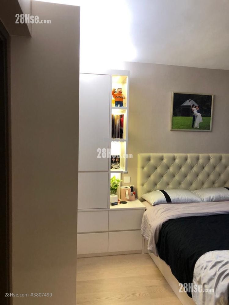 贺龙居 售盘 3 房 , 2 浴室 664 平方尺