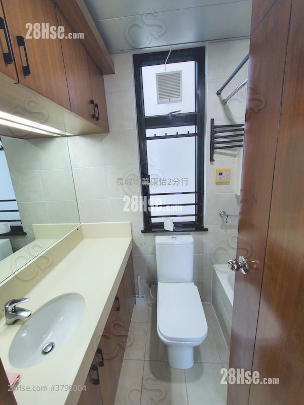 御皇台 租盘 2 房 , 1 浴室 400 平方尺